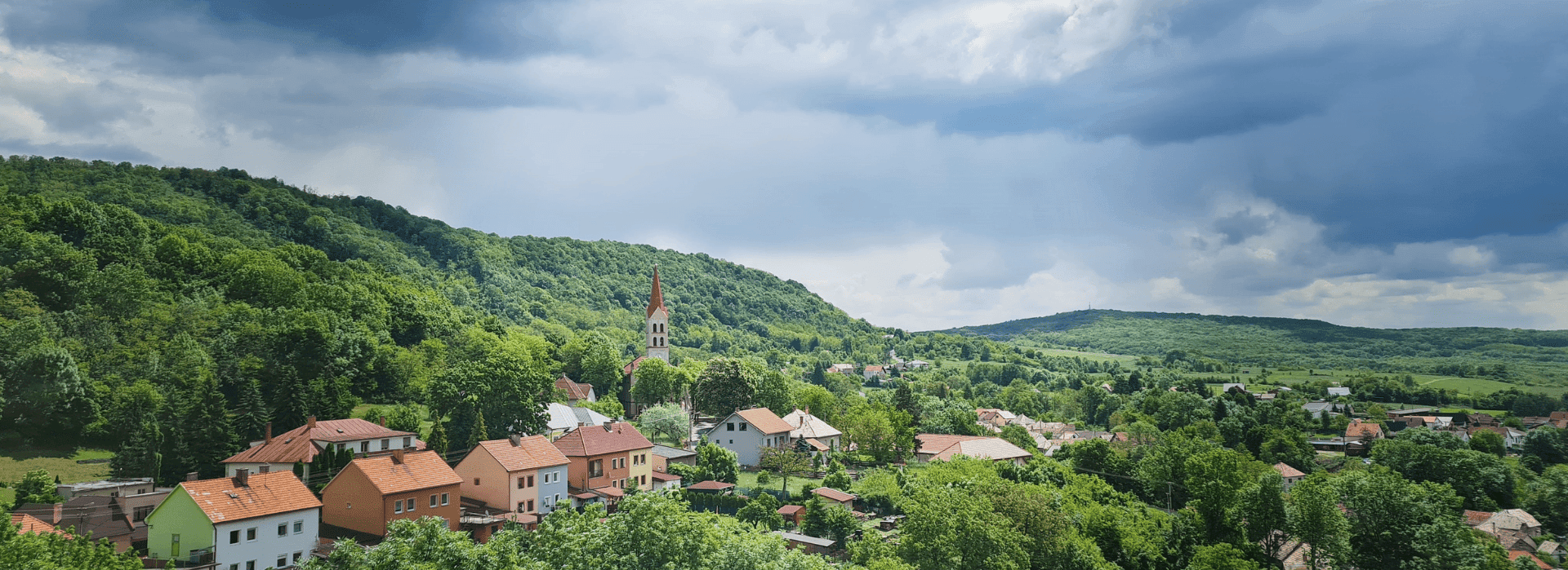Banner Modry Kamen uitkijk naar hongarije